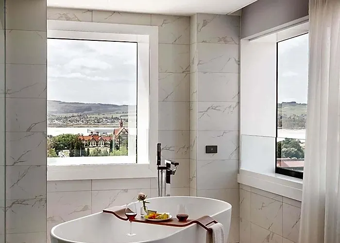 Pullman 5*