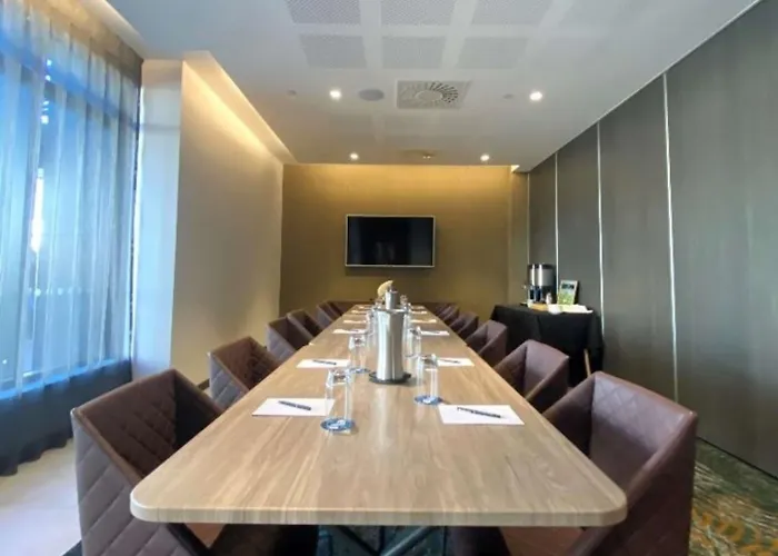 Pullman Hotel 5*